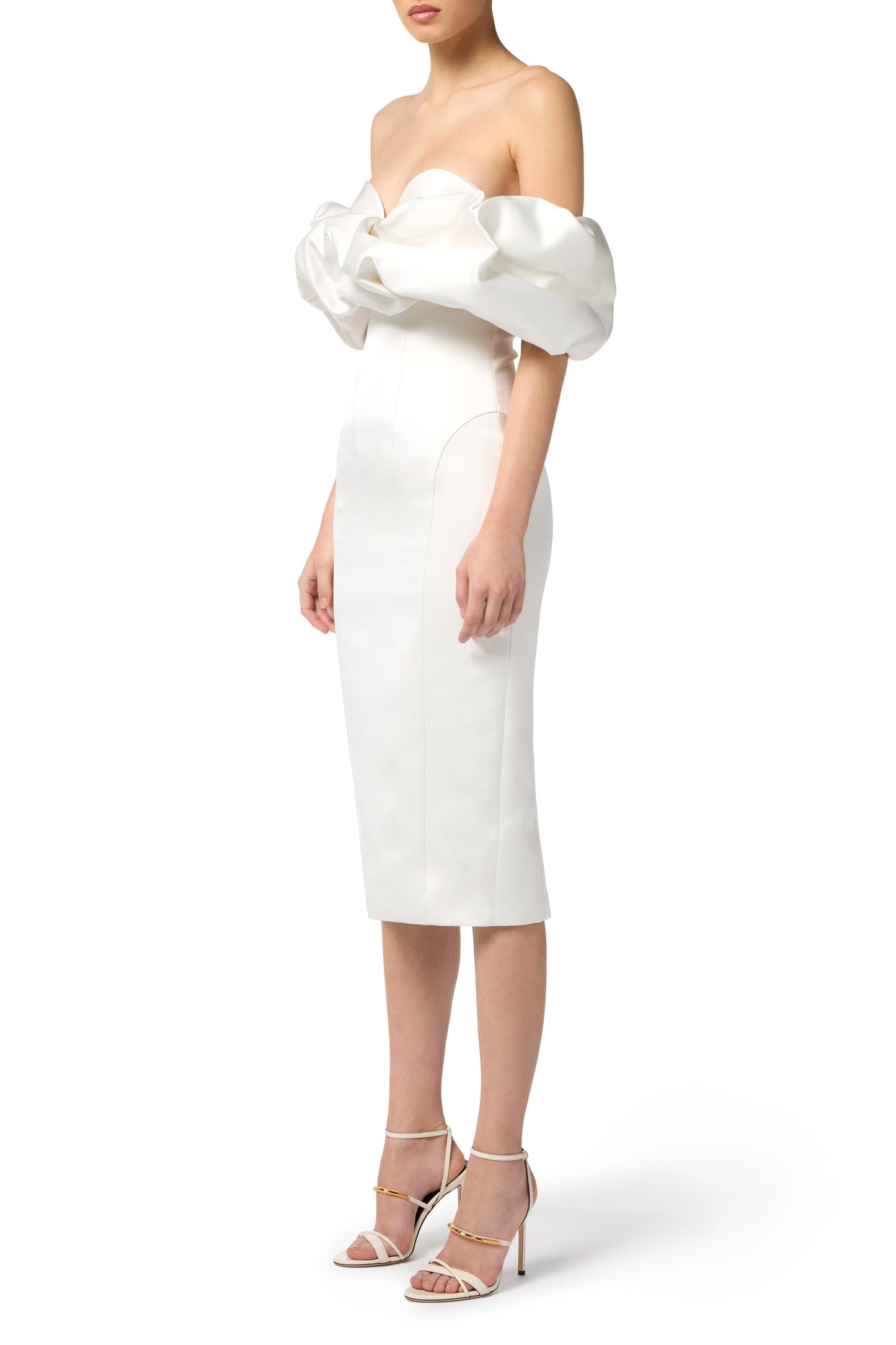 Dress in duchess satin with 3D neckline