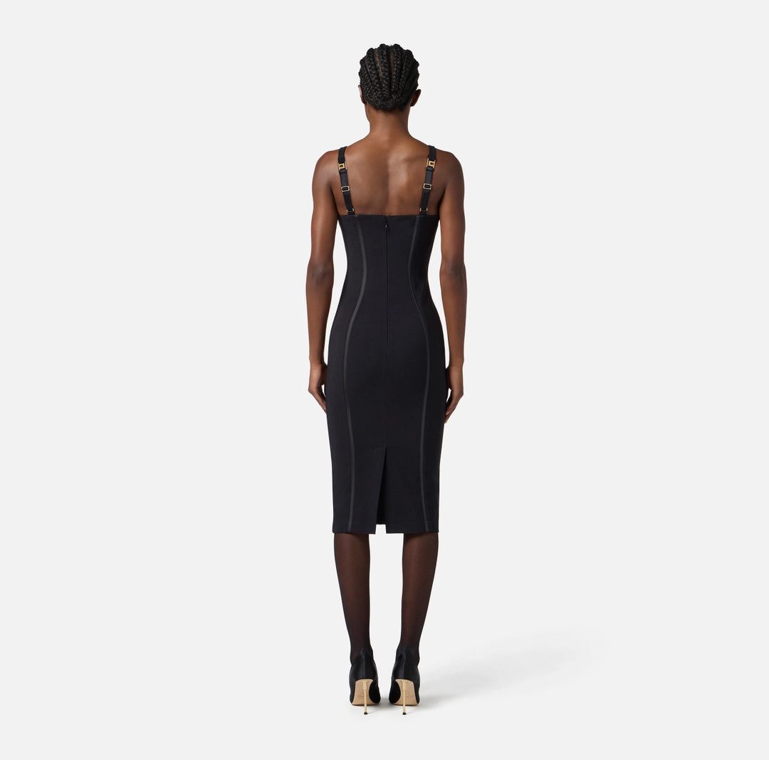 Dress in lightweight crêpe fabric with tulle