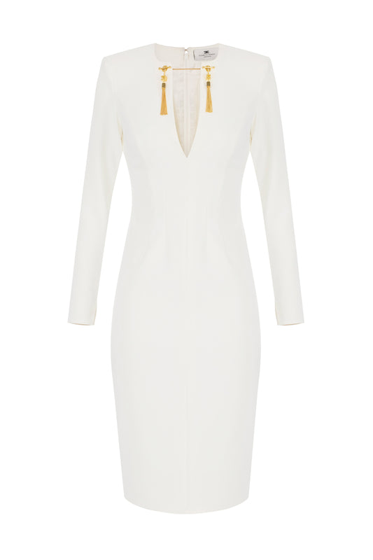 Dress in lightweight crêpe fabric with jewel chain