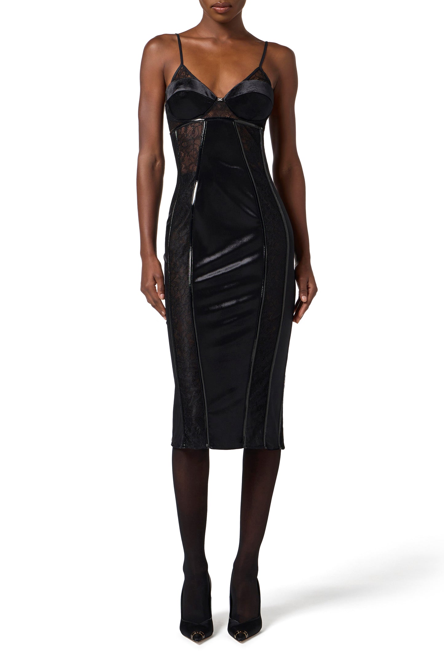 Dress in velvet and floral lace fabrics
