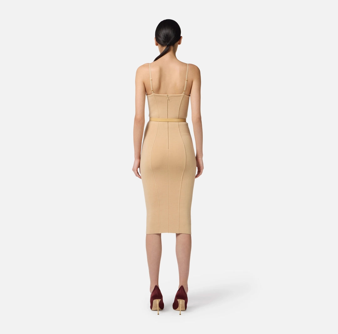 Knitted dress with belt