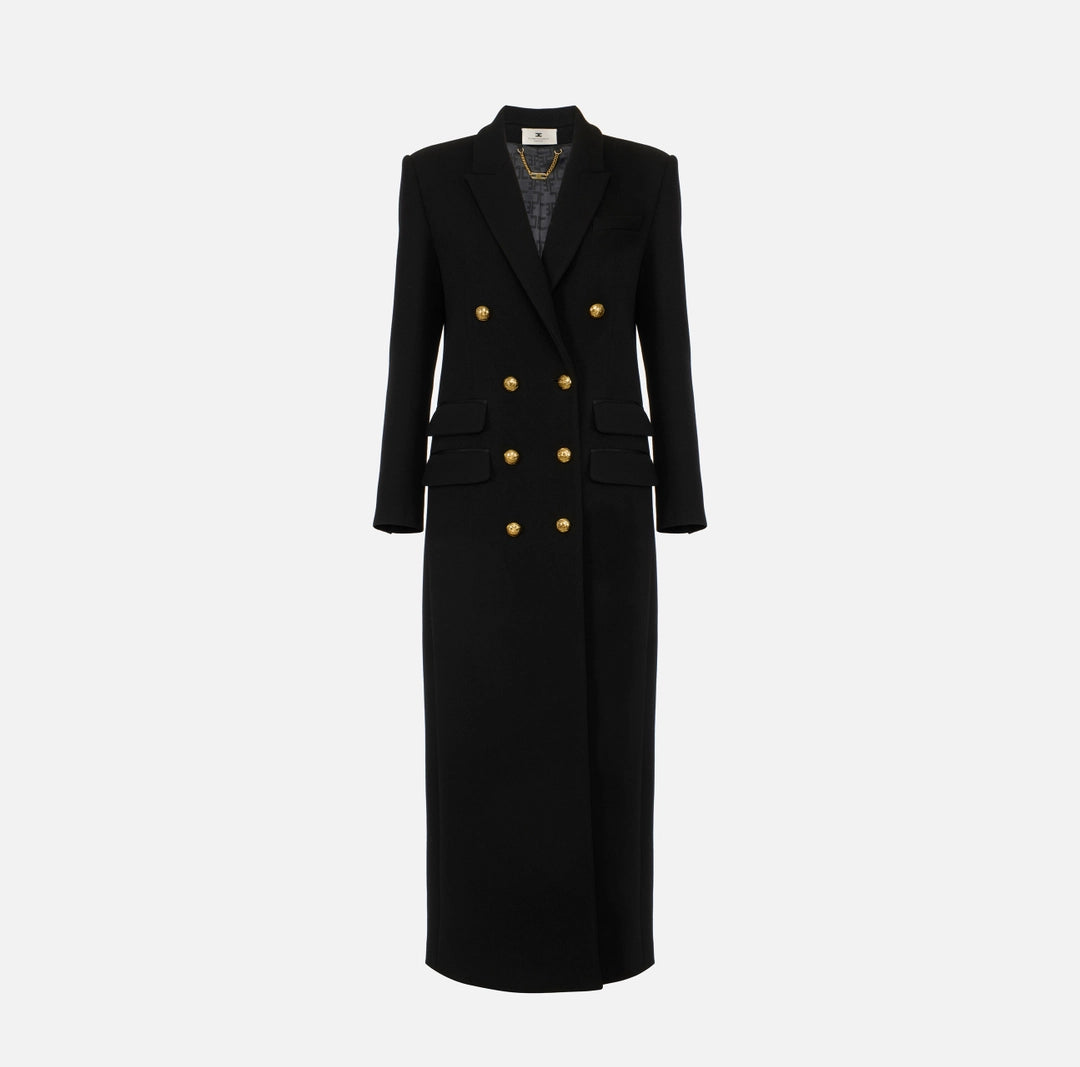Coat in wool cloth