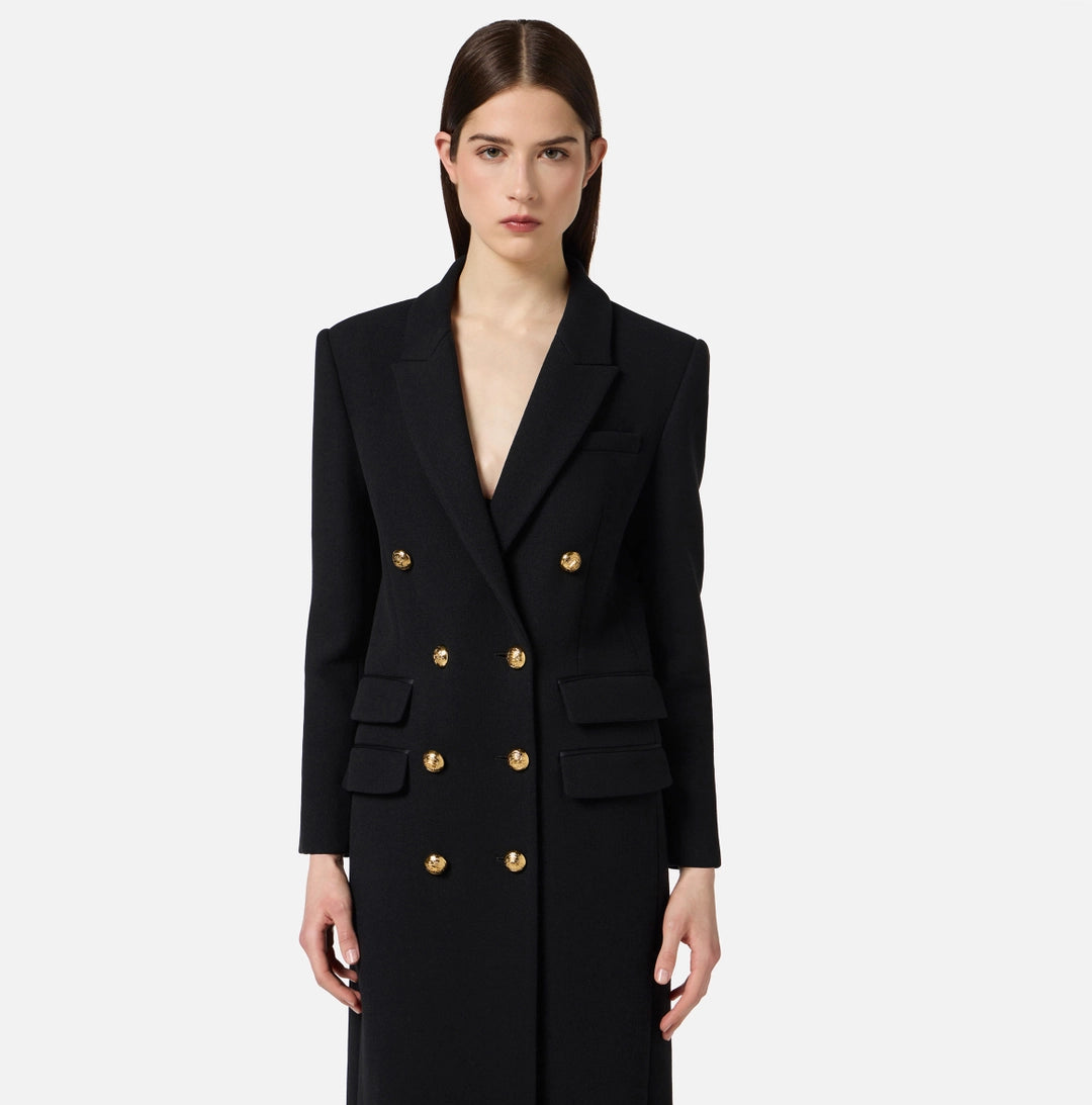 Coat in wool cloth