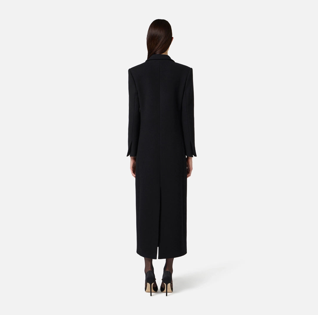 Coat in wool cloth