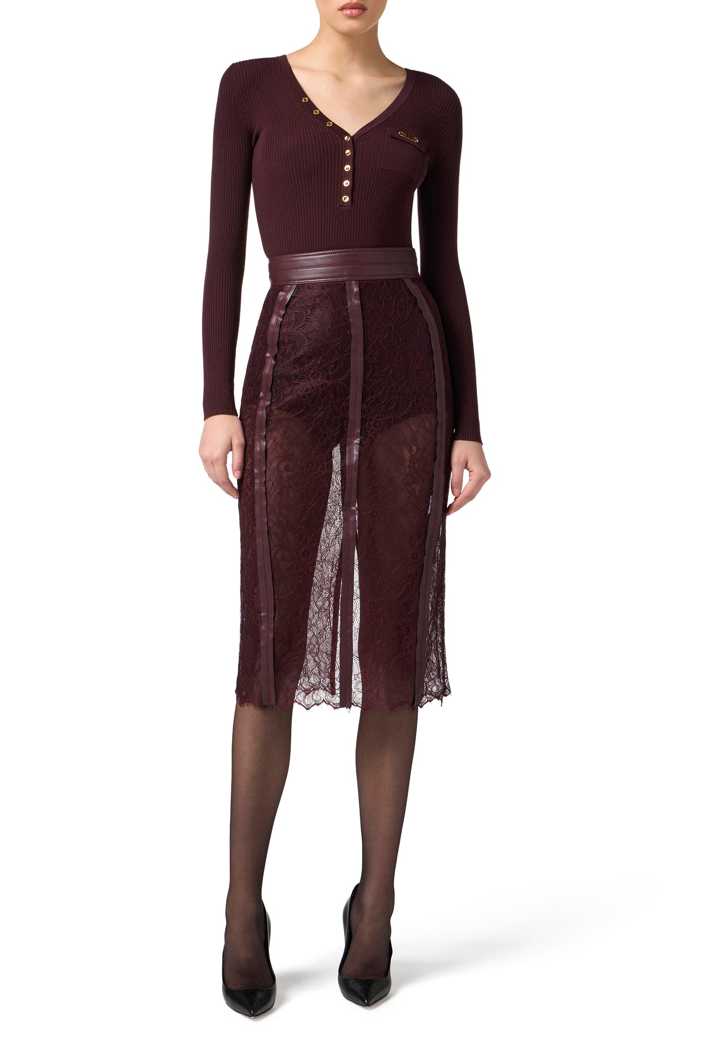 Skirt in floral lace