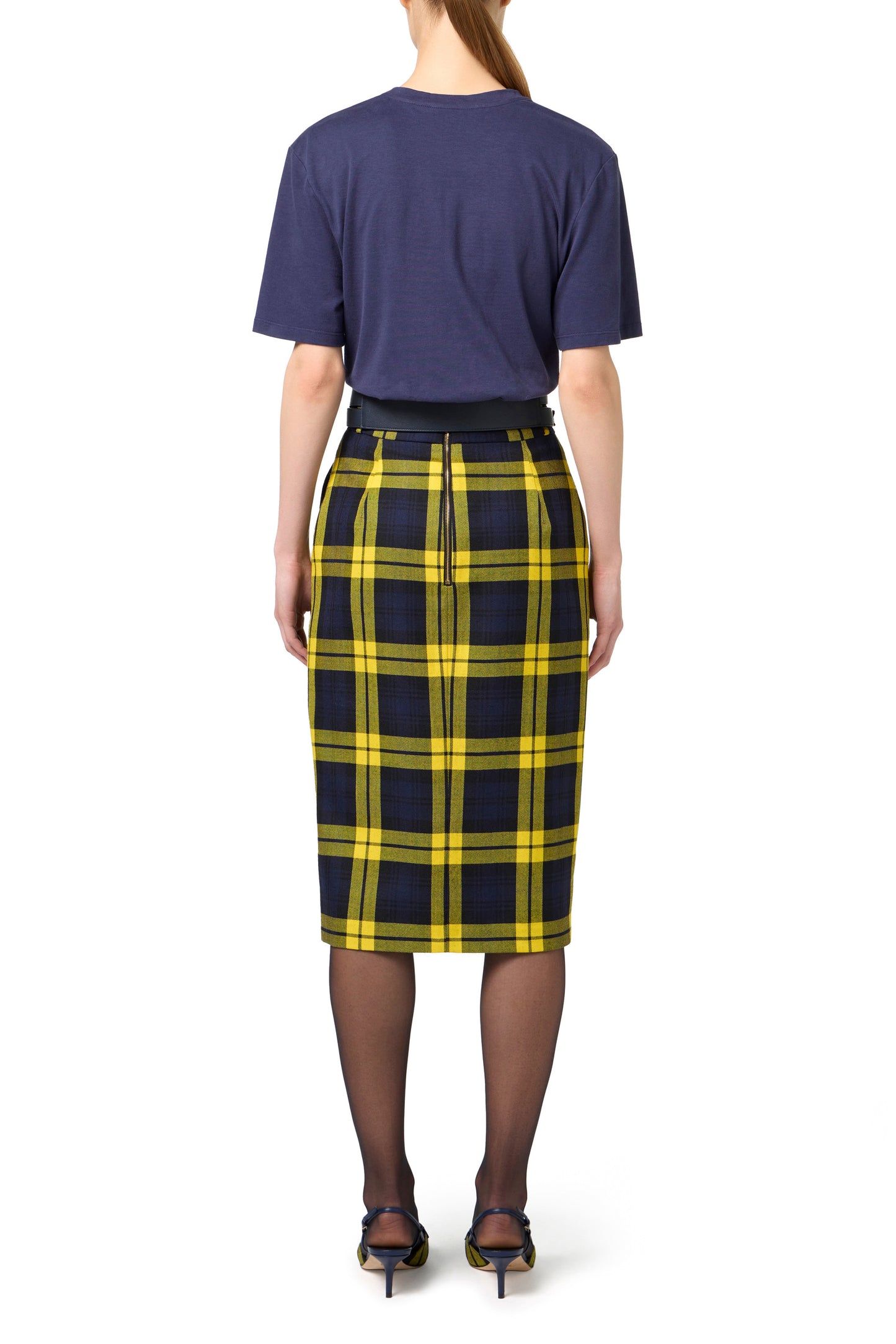 T-shirt with college-style logo patch