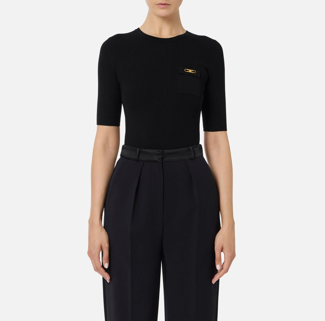 Ribbed knit top with breast pocket
