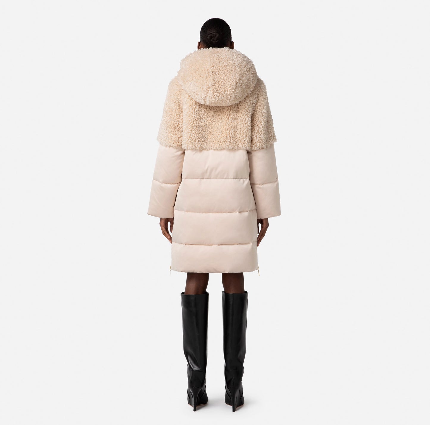 Oversized down jacket in satin voile with faux fur