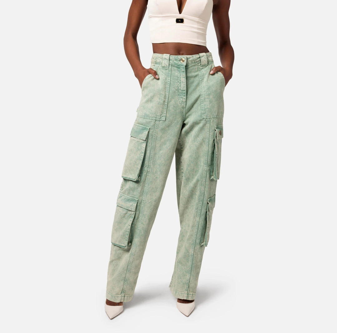 Coloured cargo jeans with back zip