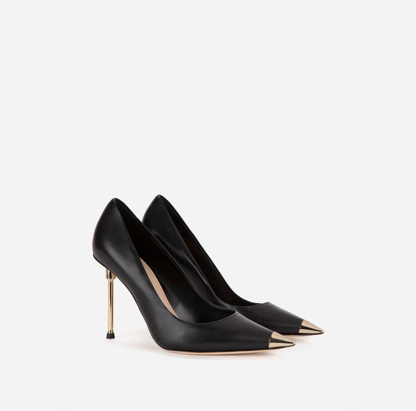 Pumps on sculpture heel