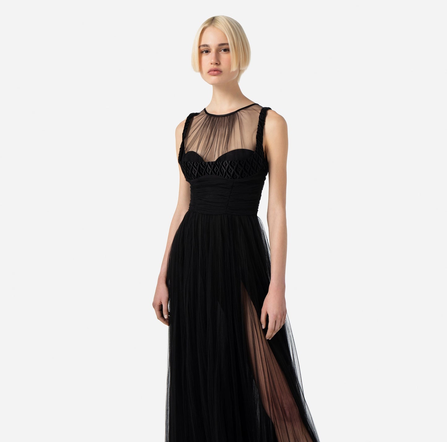 Red Carpet dress in pleated tulle fabric