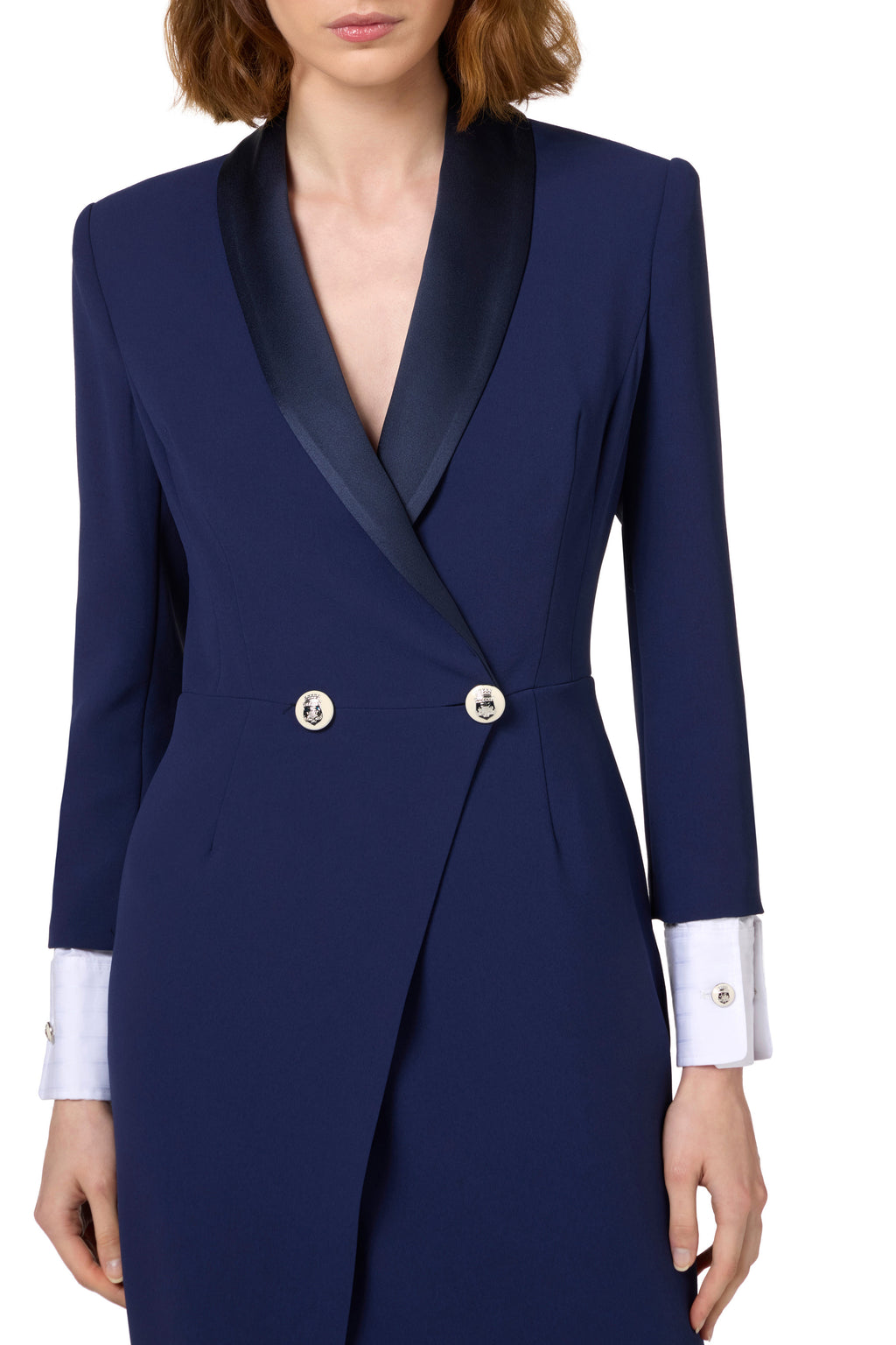 Red carpet crêpe dress with satin lapels | LAST PIECE: 42