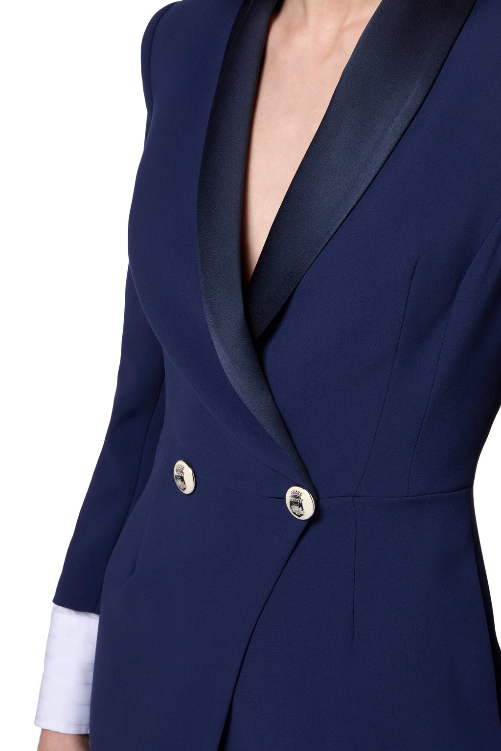 Red carpet crêpe dress with satin lapels | LAST PIECE: 42