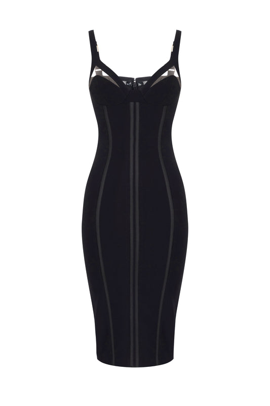 Dress in lightweight crêpe fabric with tulle