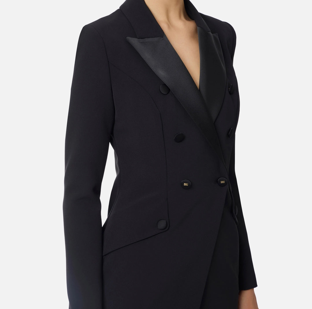 Coat dress in lightweight crêpe fabric with tuxedo details