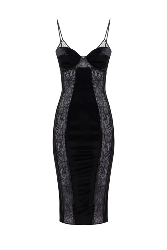 Dress in velvet and floral lace fabrics