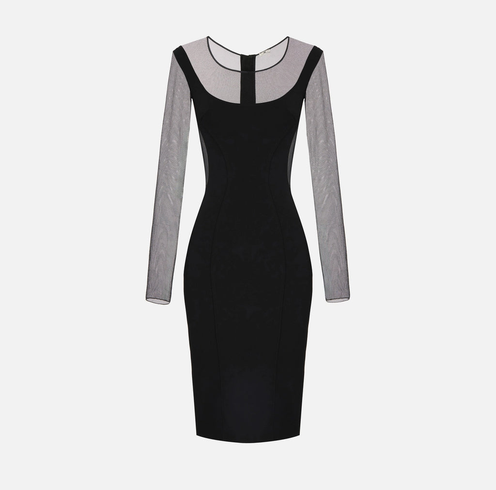 Dress in lightweight crêpe and tulle fabrics with cut-outs