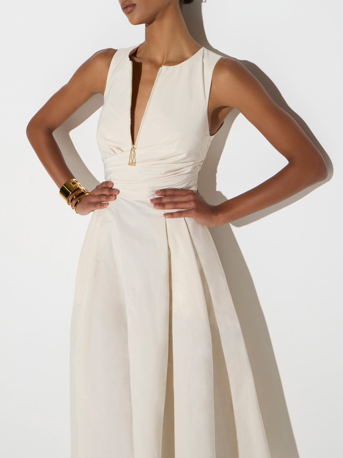 Dress in taffeta voile fabric
