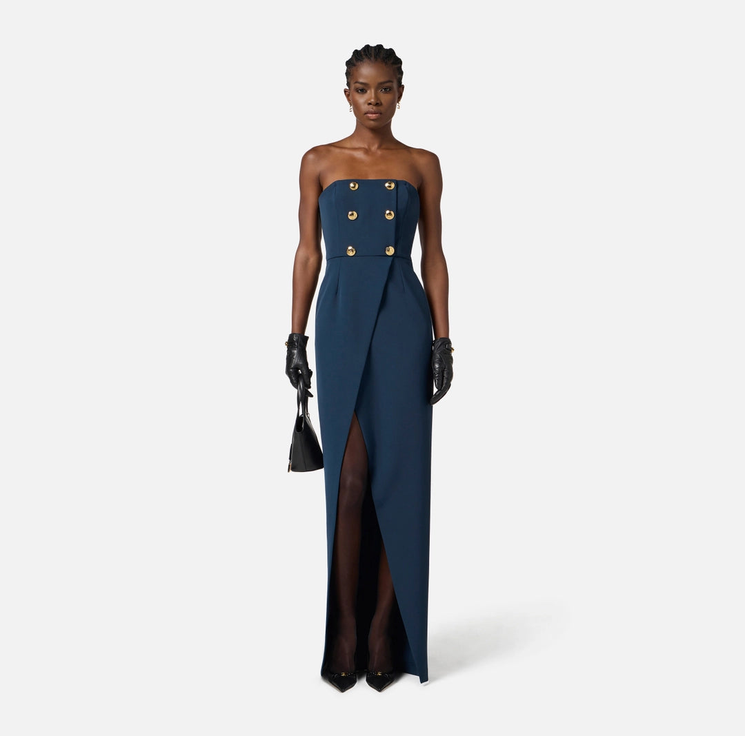 Red Carpet dress in lightweight crêpe fabric with buttons