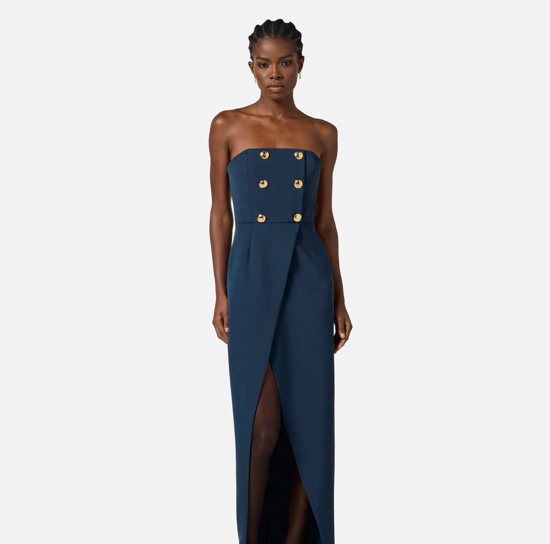Red Carpet dress in lightweight crêpe fabric with buttons
