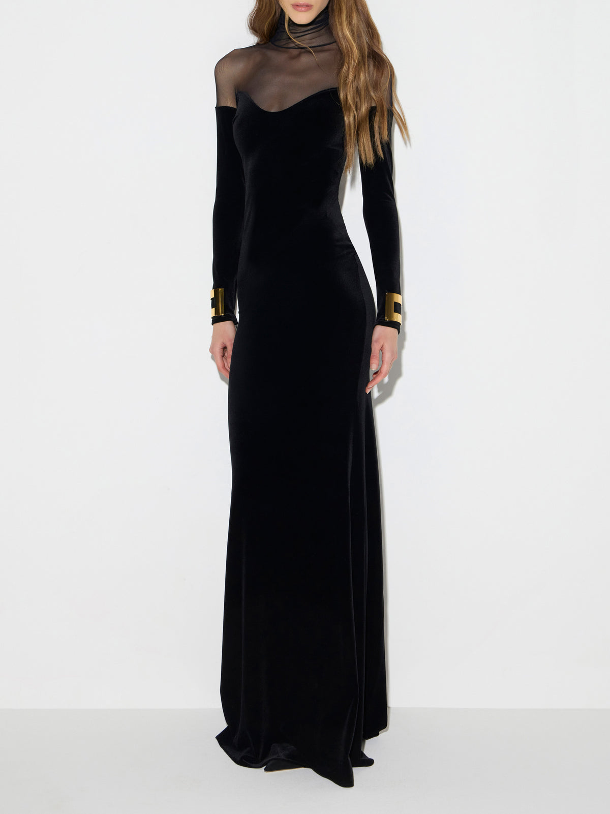 Red Carpet dress in velvet and tulle fabrics