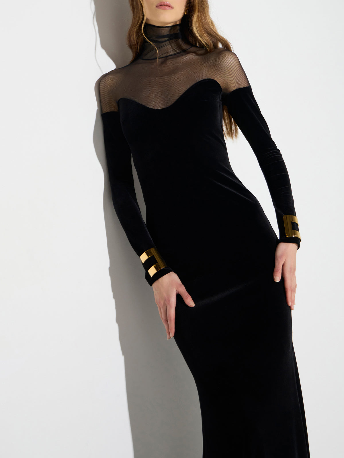 Red Carpet dress in velvet and tulle fabrics