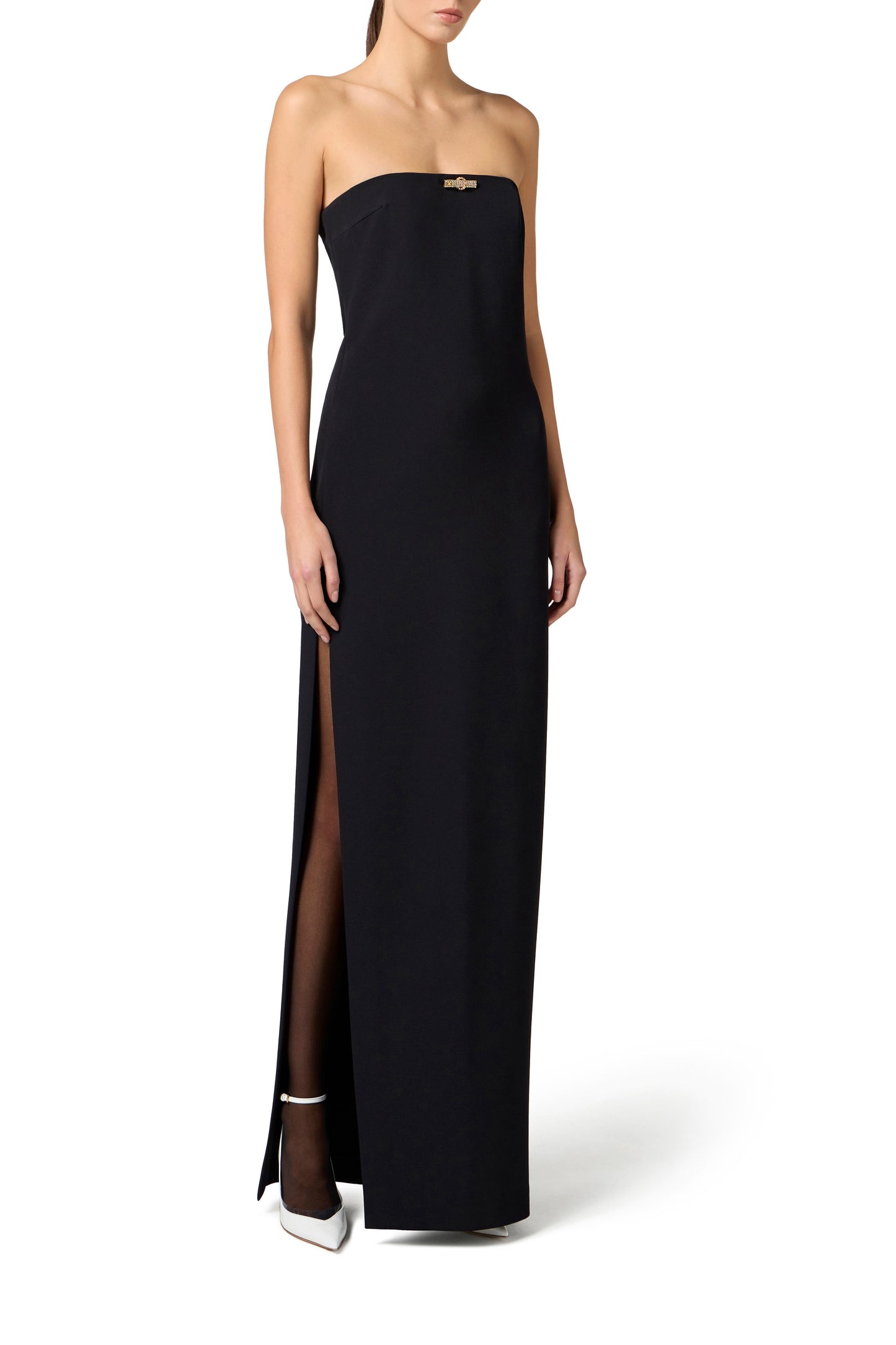 Red Carpet dress in lightweight double layer crêpe fabric with jewel detail