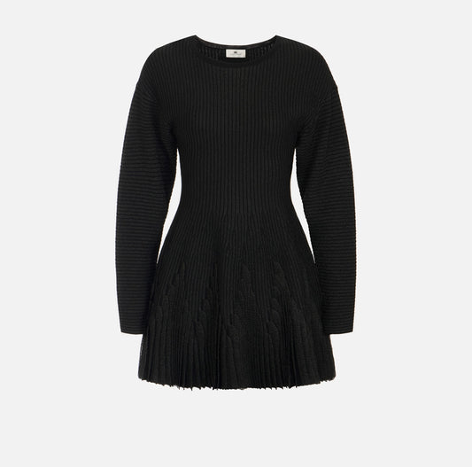 Knit dress with ruffles