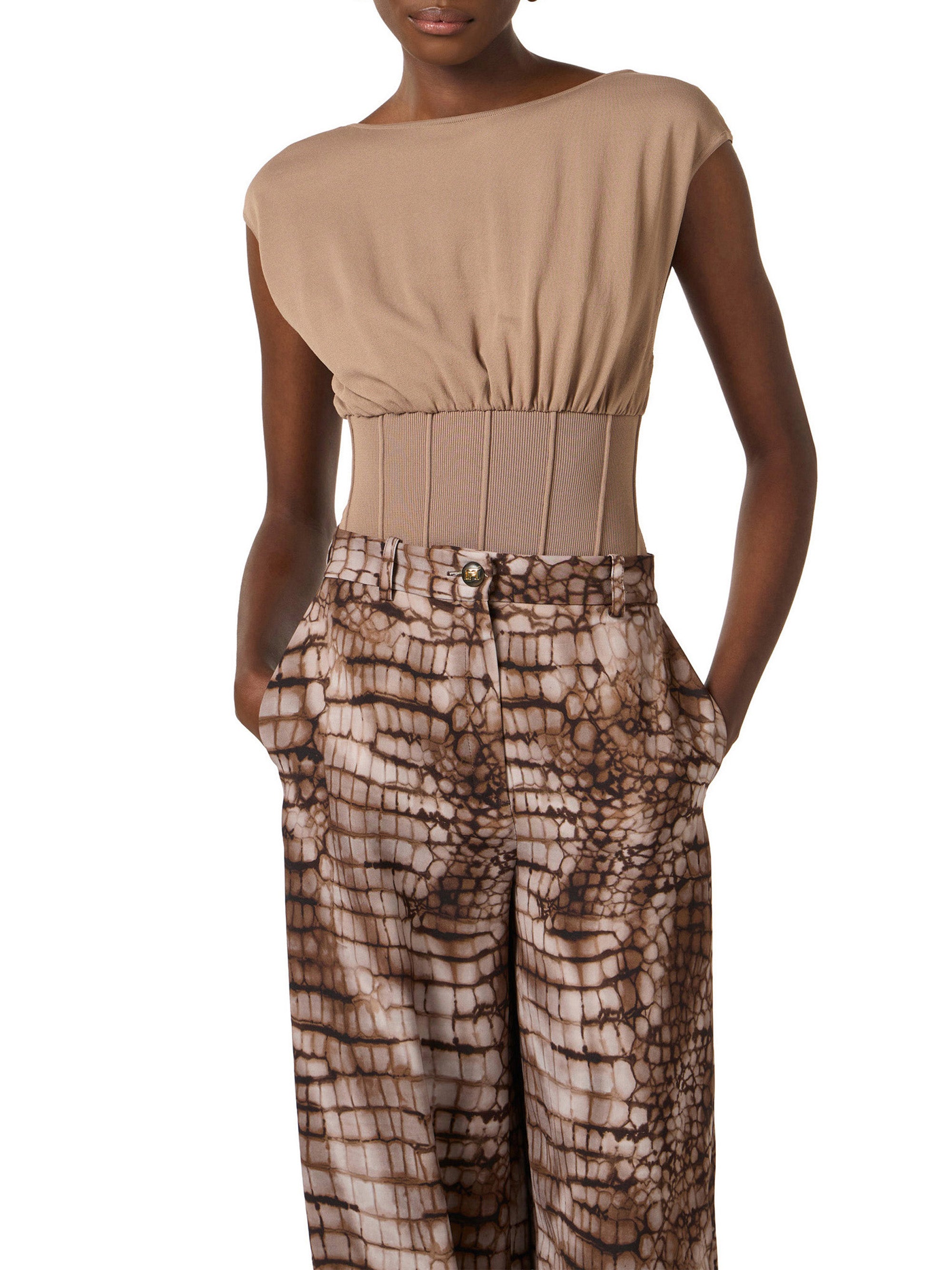 Bodysuit in knit fabric with necklace