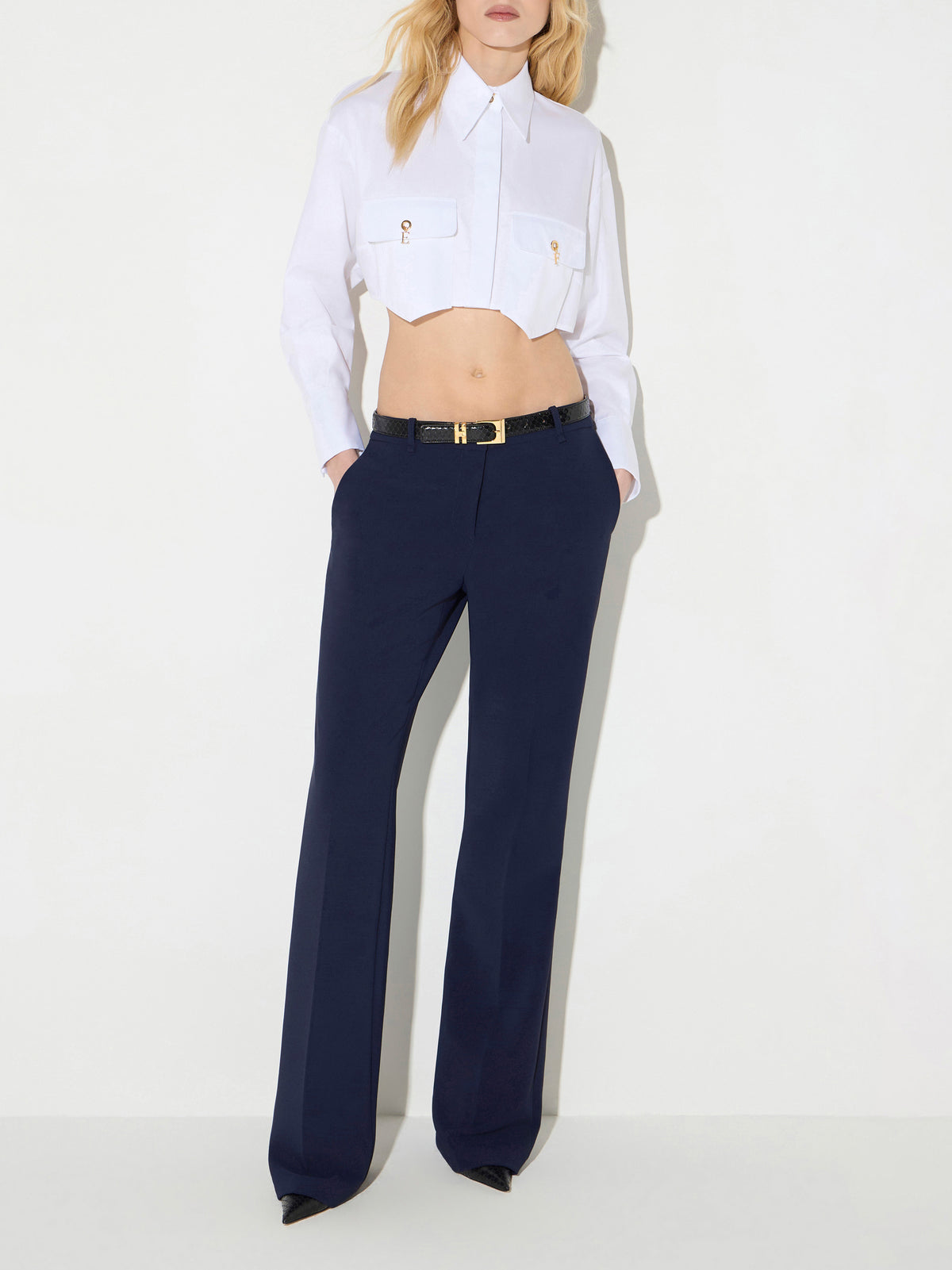 Shirt with pockets and cufflinks