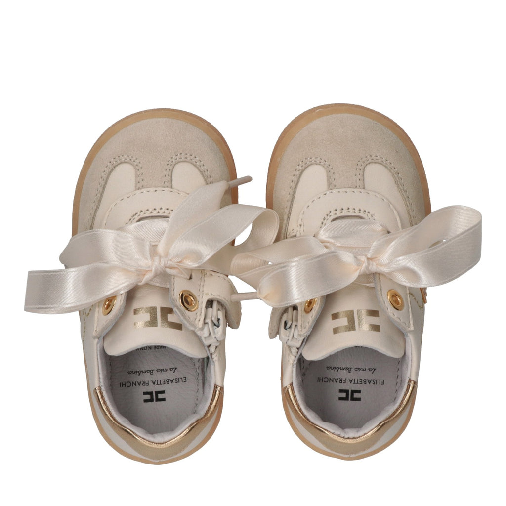 LOW CUT LACE-UP SNEAKERS