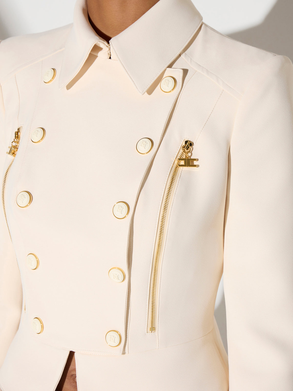 Jacket in double layer stretch crêpe fabric