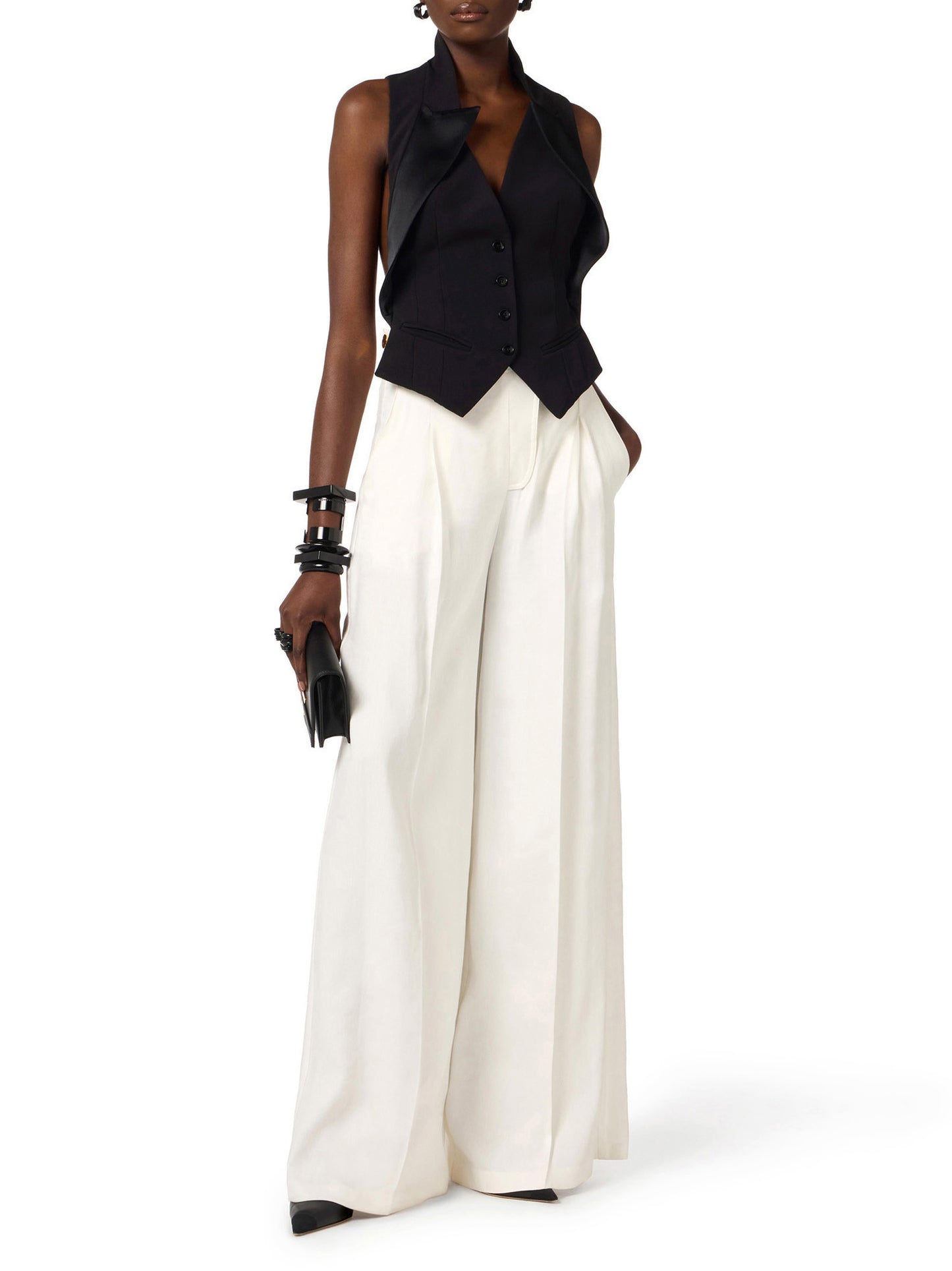 Waistcoat in lightweight crêpe fabric with satin lapels