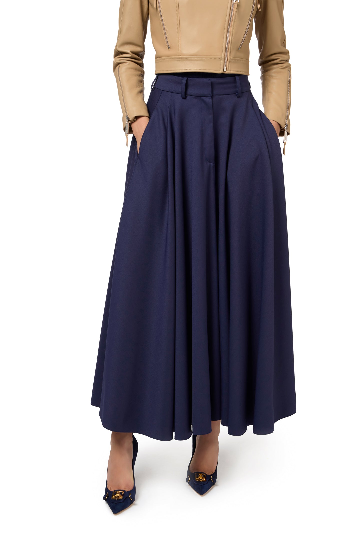 Cool wool midi skirt with emblem embroidery