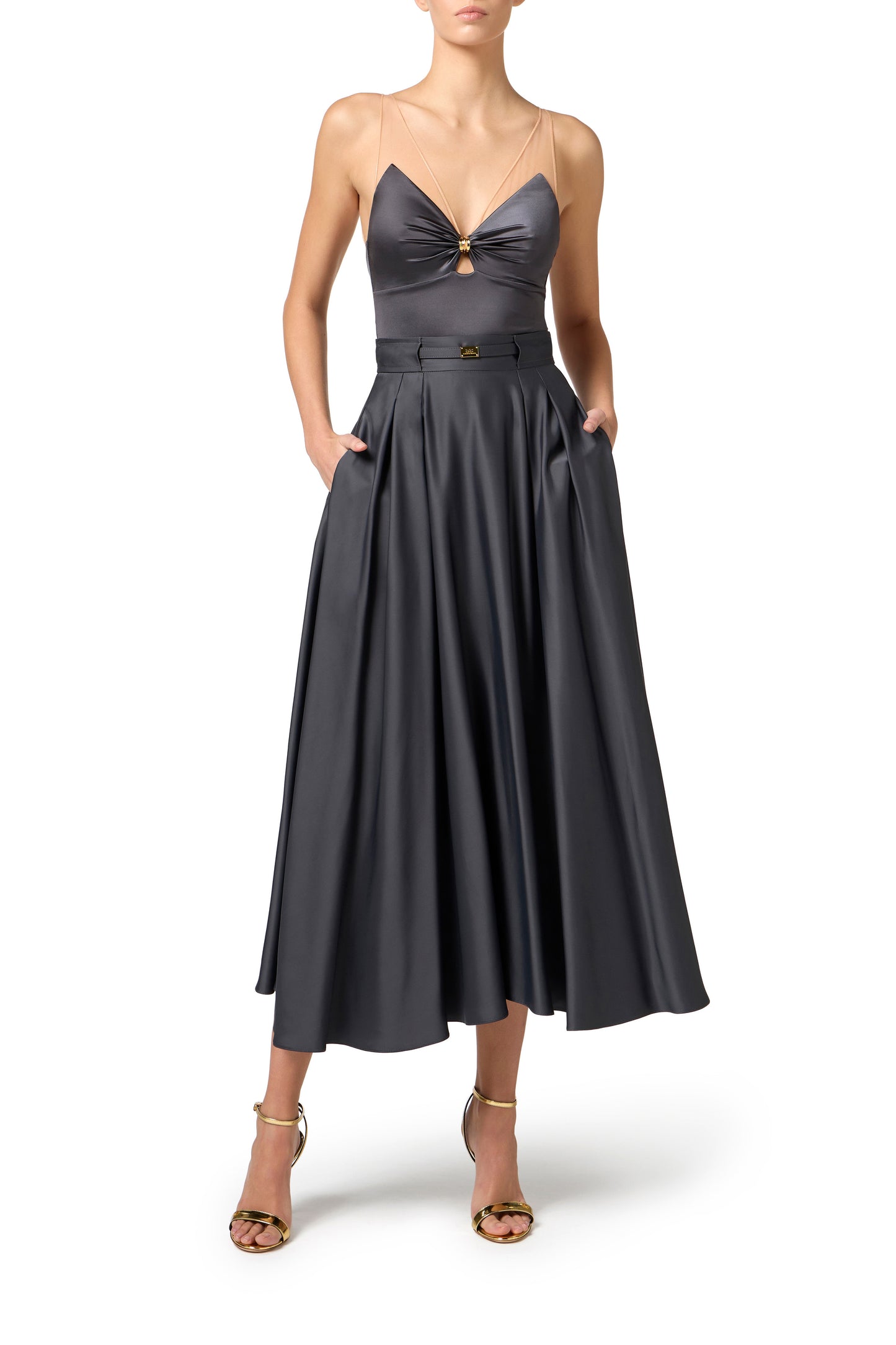 Circle skirt in satin fabric with belt