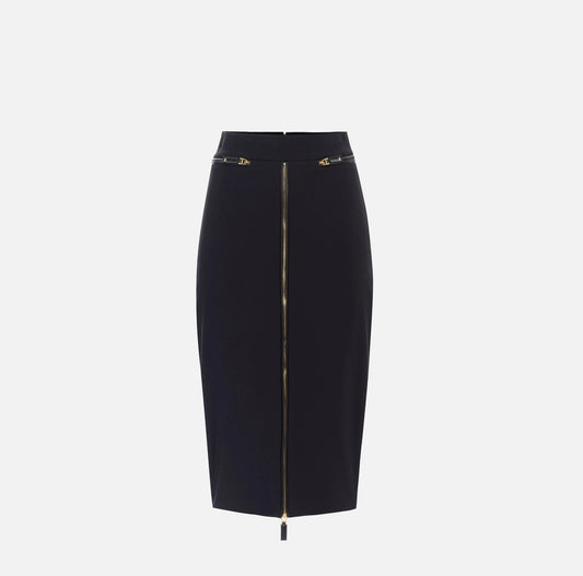 Skirt in lightweight crêpe fabric with zip