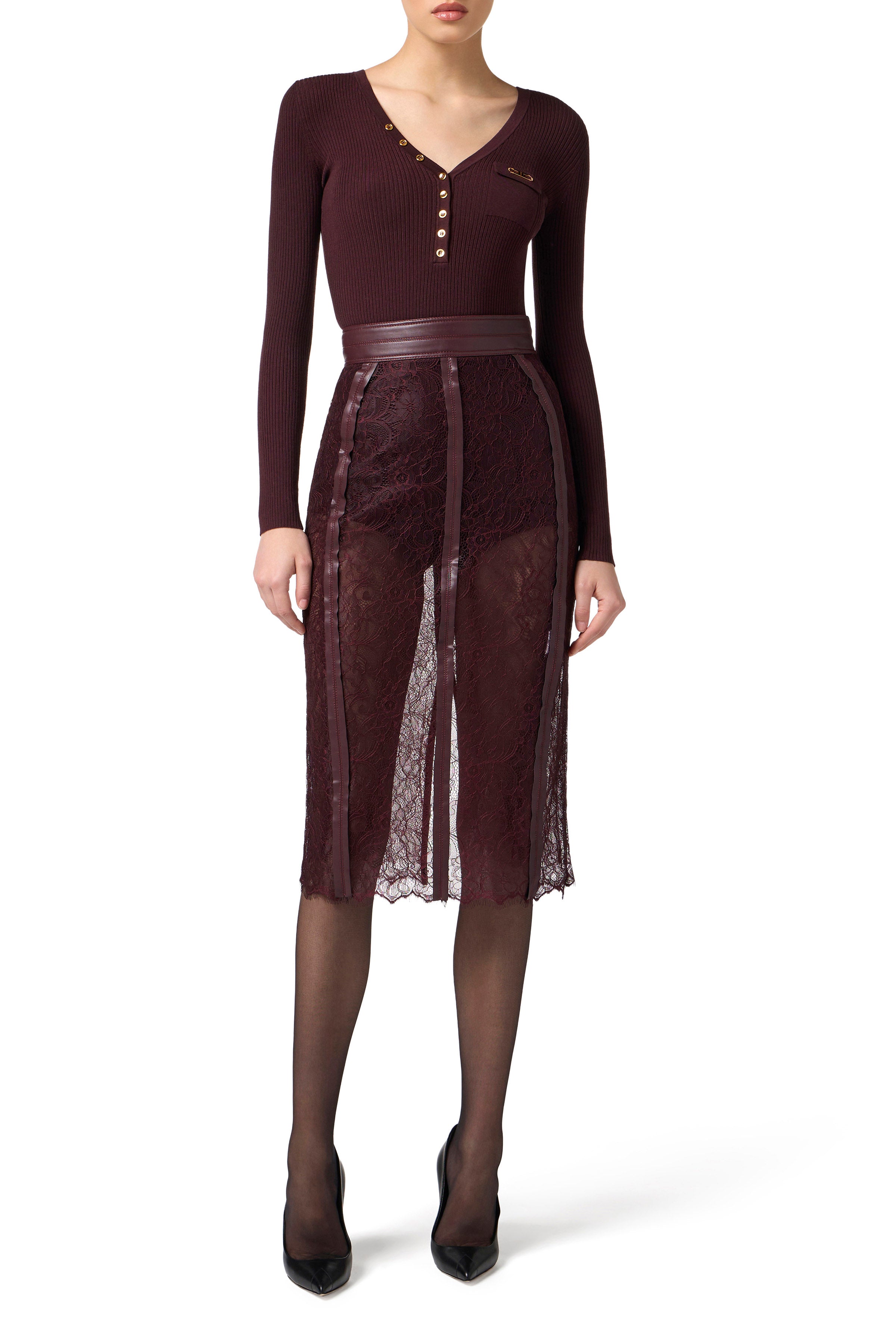 Skirt in floral lace