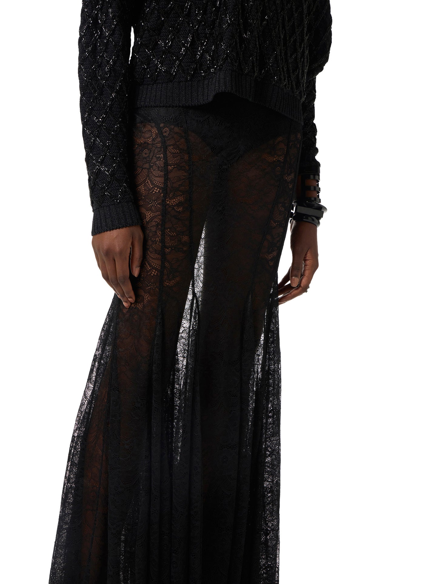 Skirt in floral lace