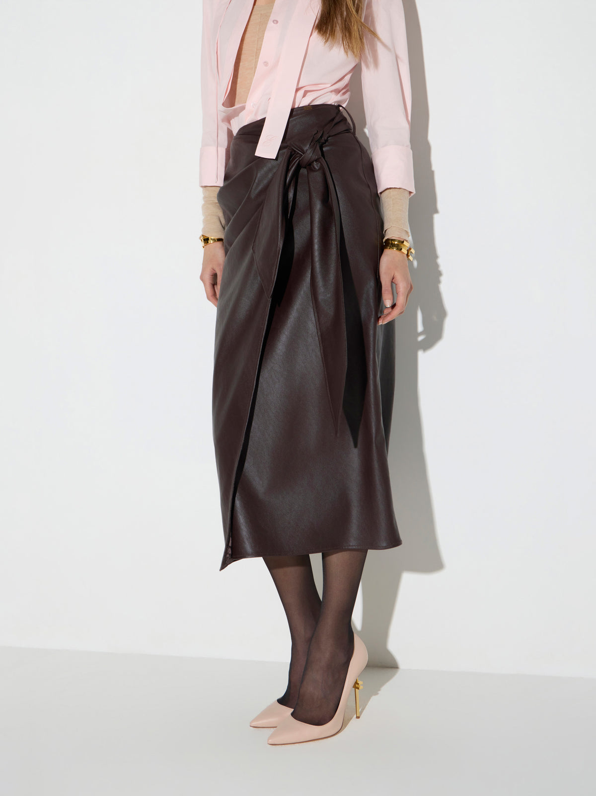 Skirt with sash belt