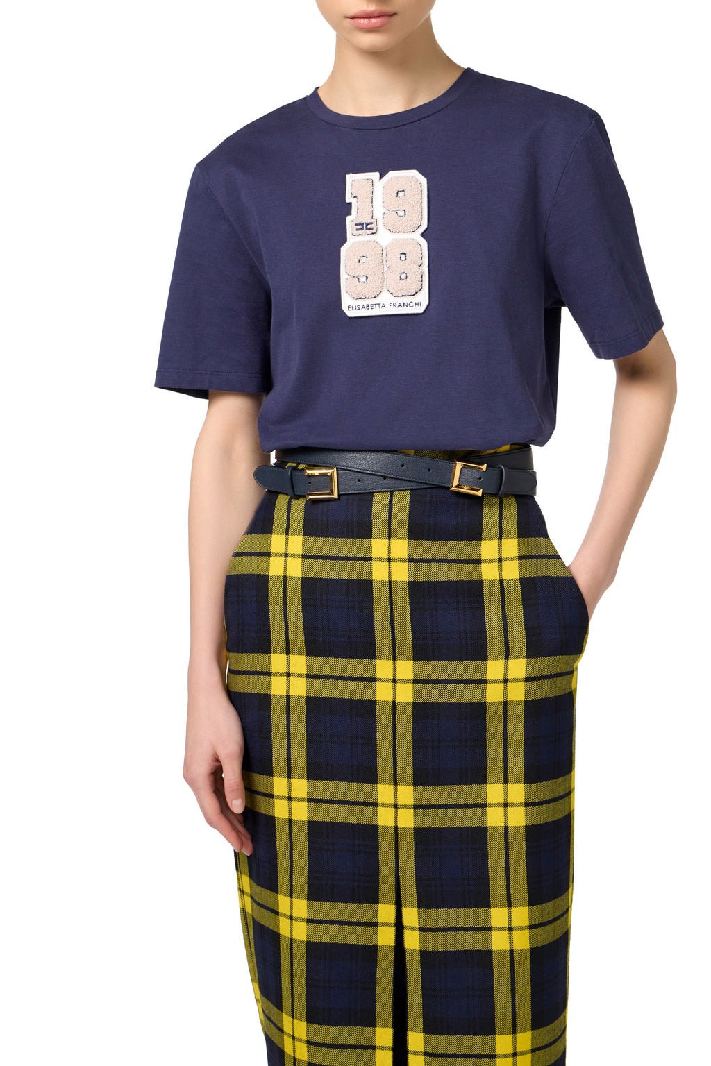 T-shirt with college-style logo patch | LAST PIECE: 46
