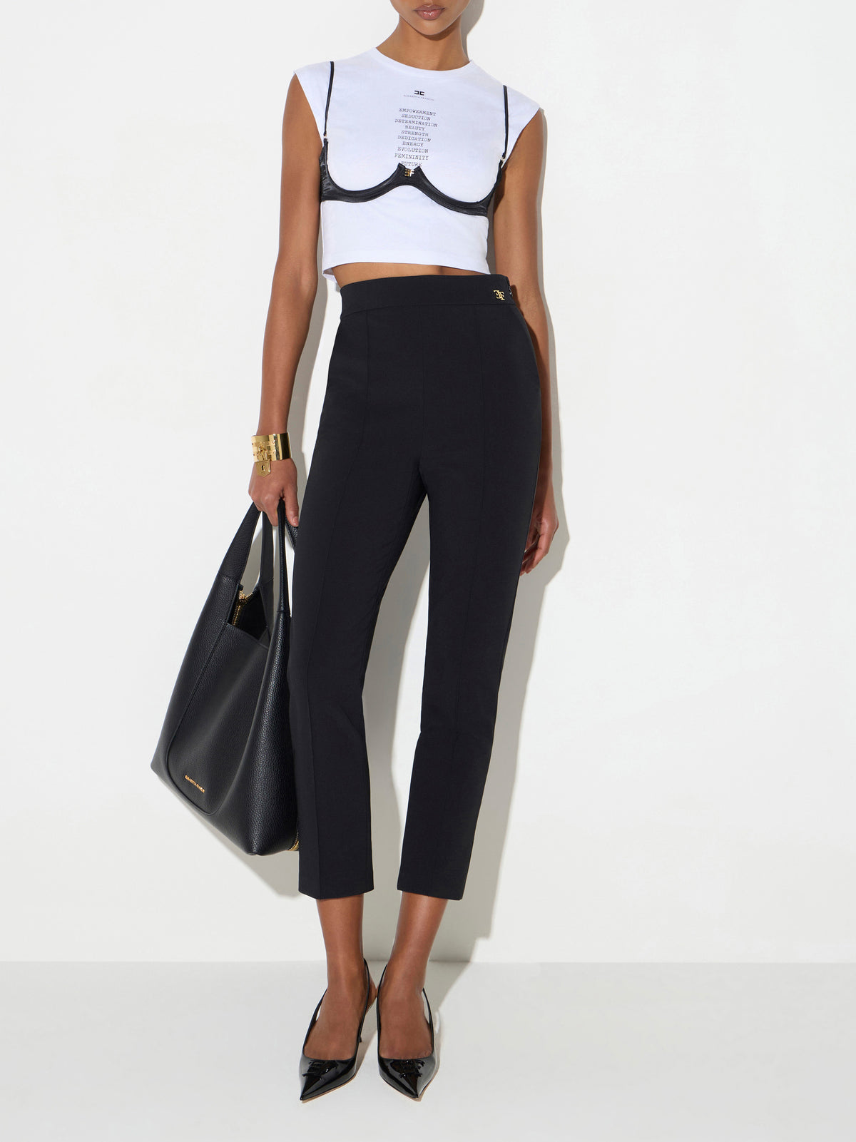 Lightweight jersey T-shirt with bra