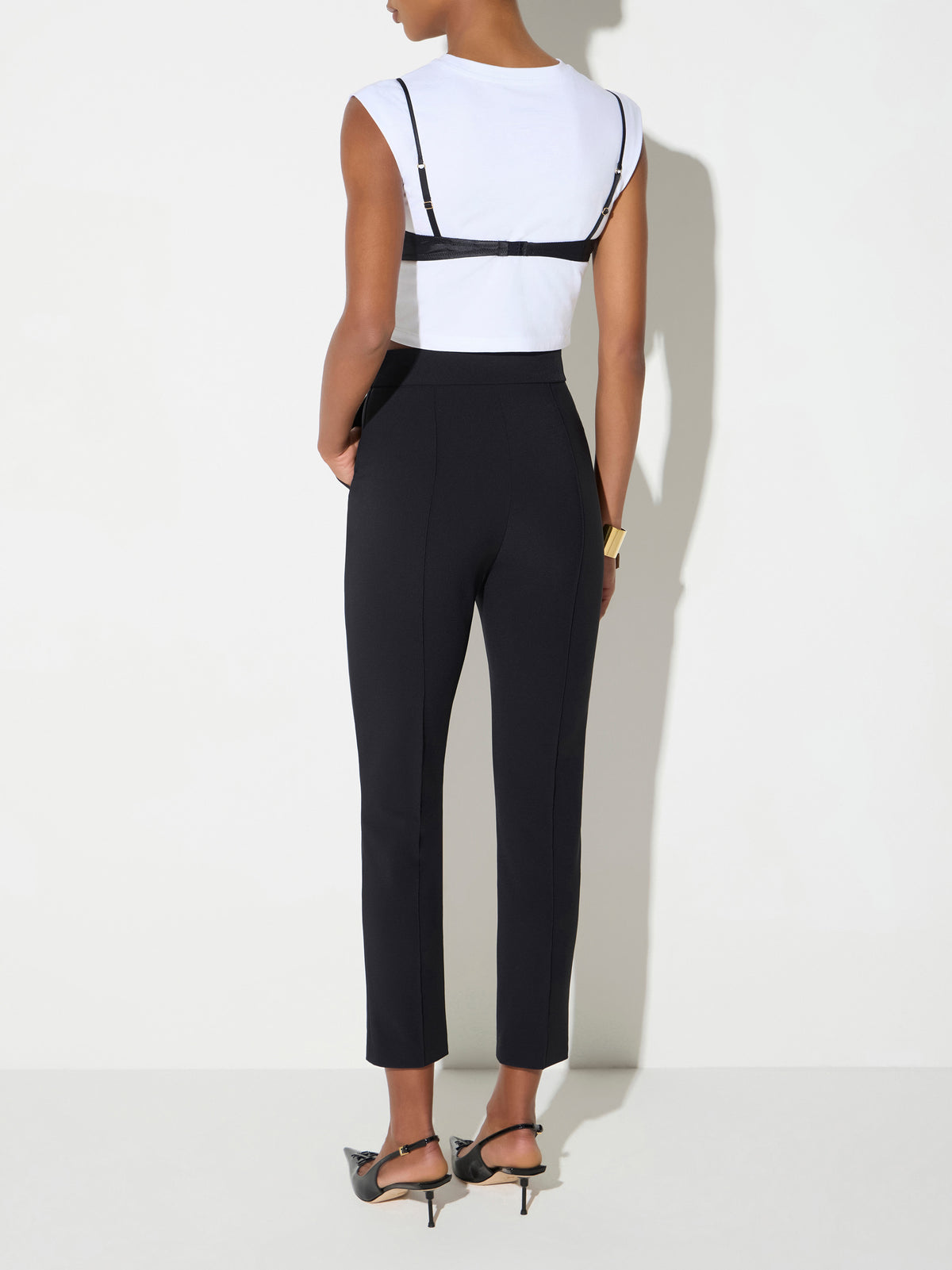 Lightweight jersey T-shirt with bra