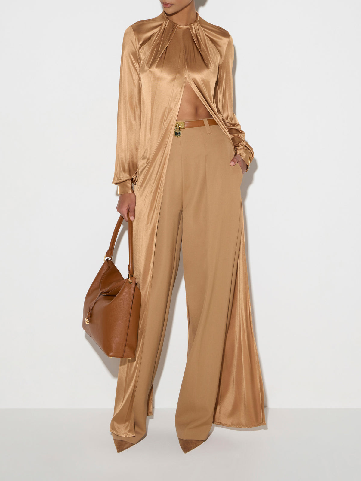 Blouse in shiny jersey fabric