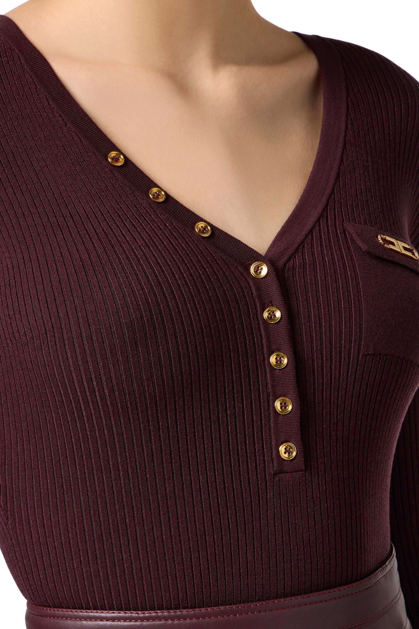 Ribbed knit top with breast pocket