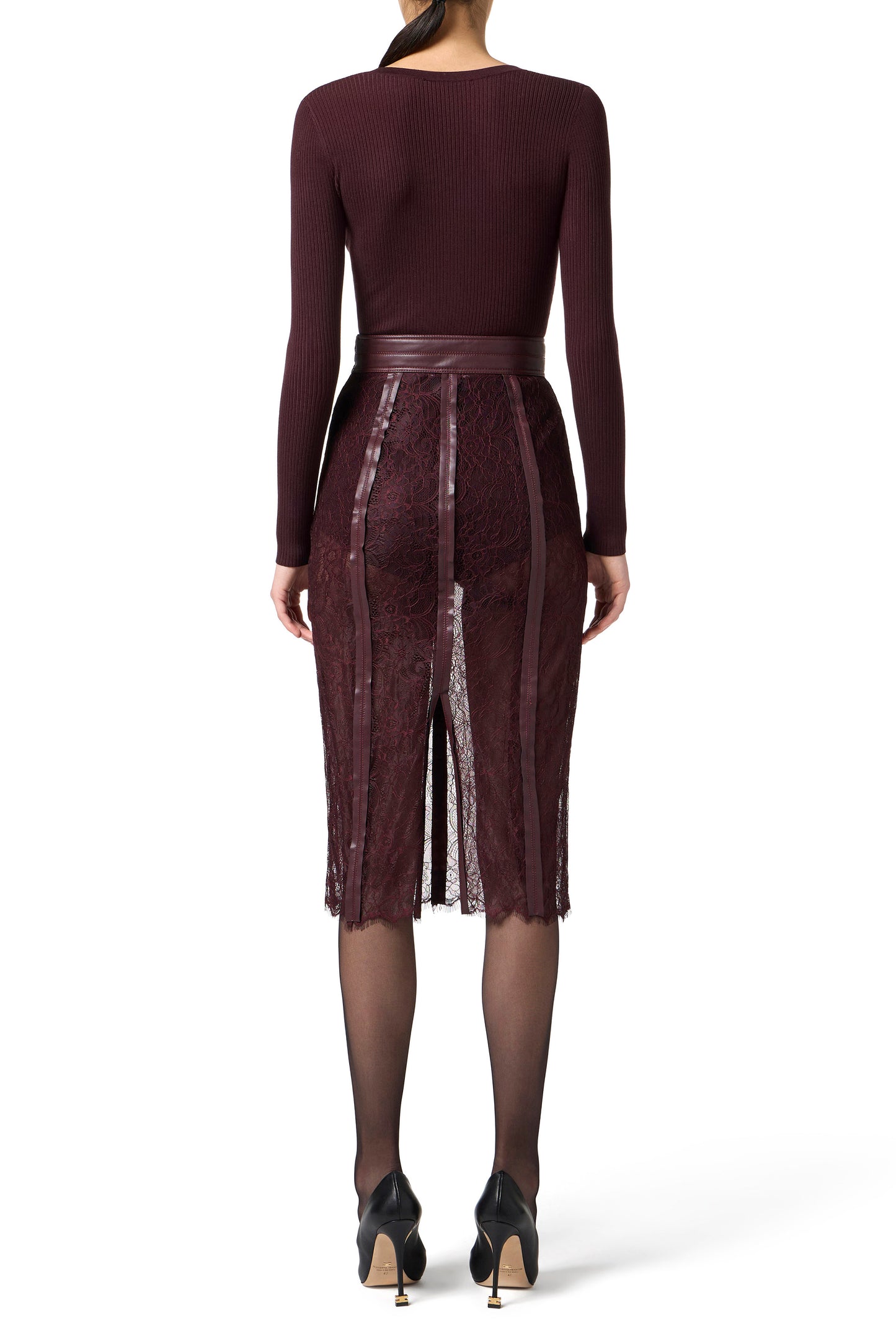 Ribbed knit top with breast pocket