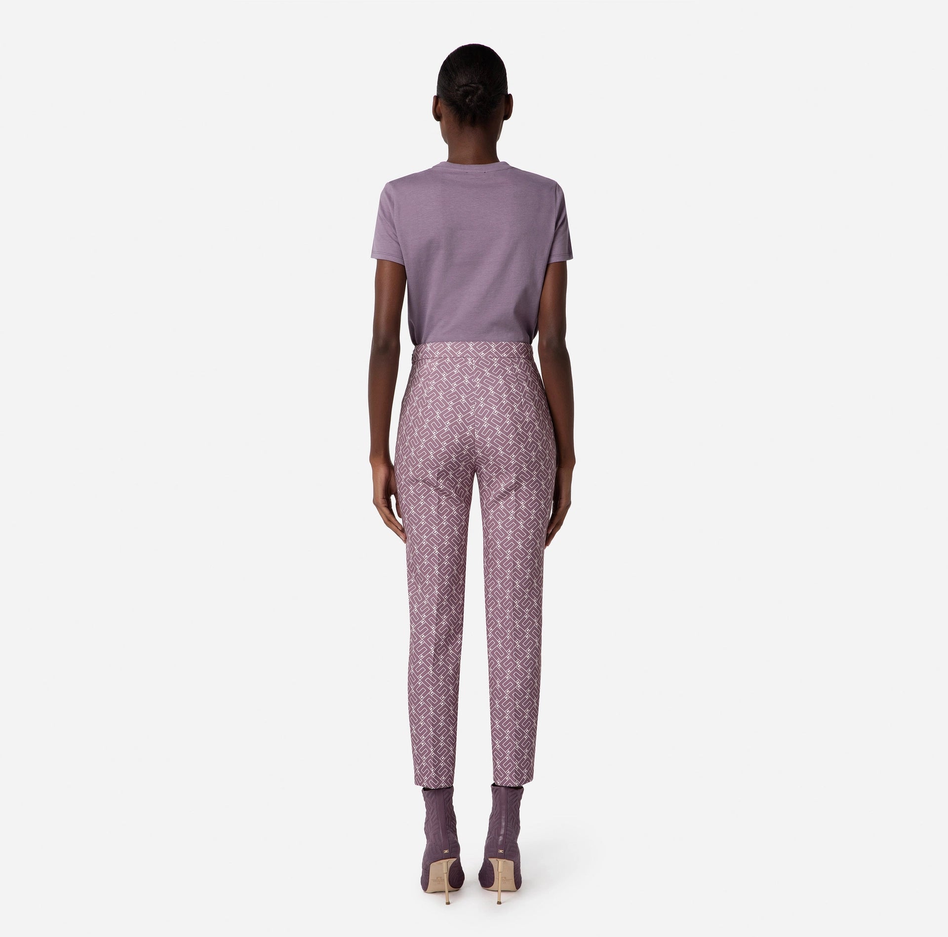 Straight fit trousers in crêpe fabric with logo print | LAST PIECE: 44