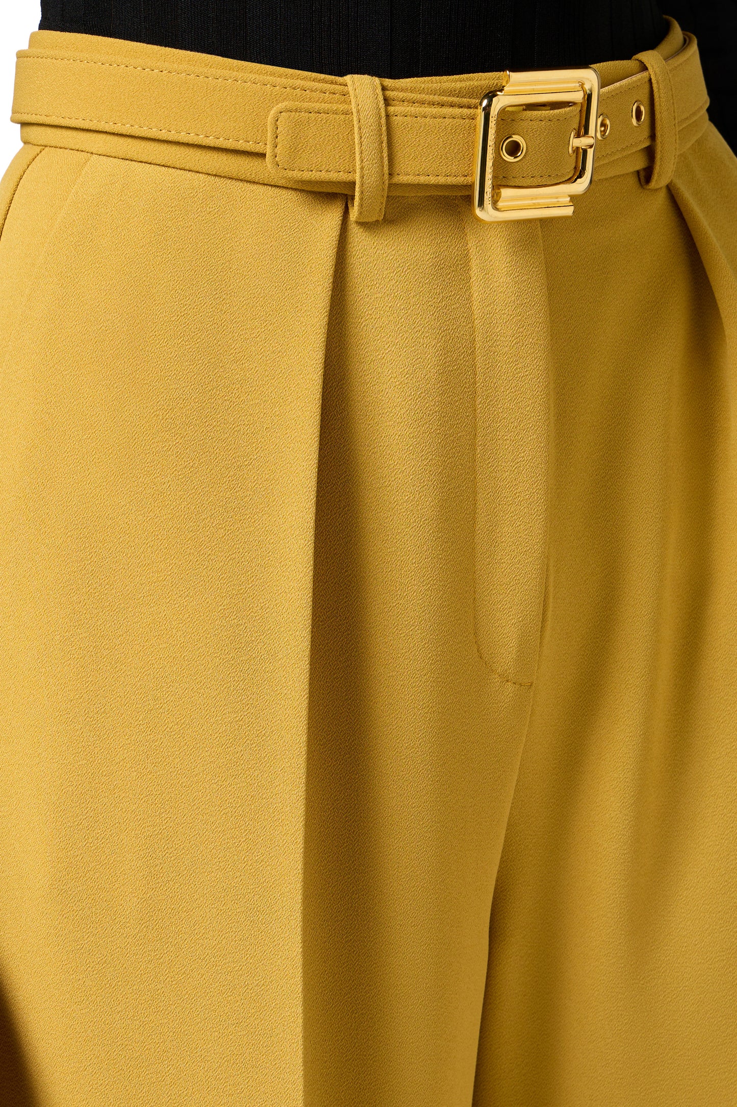 Trousers in lightweight crêpe fabric with belt