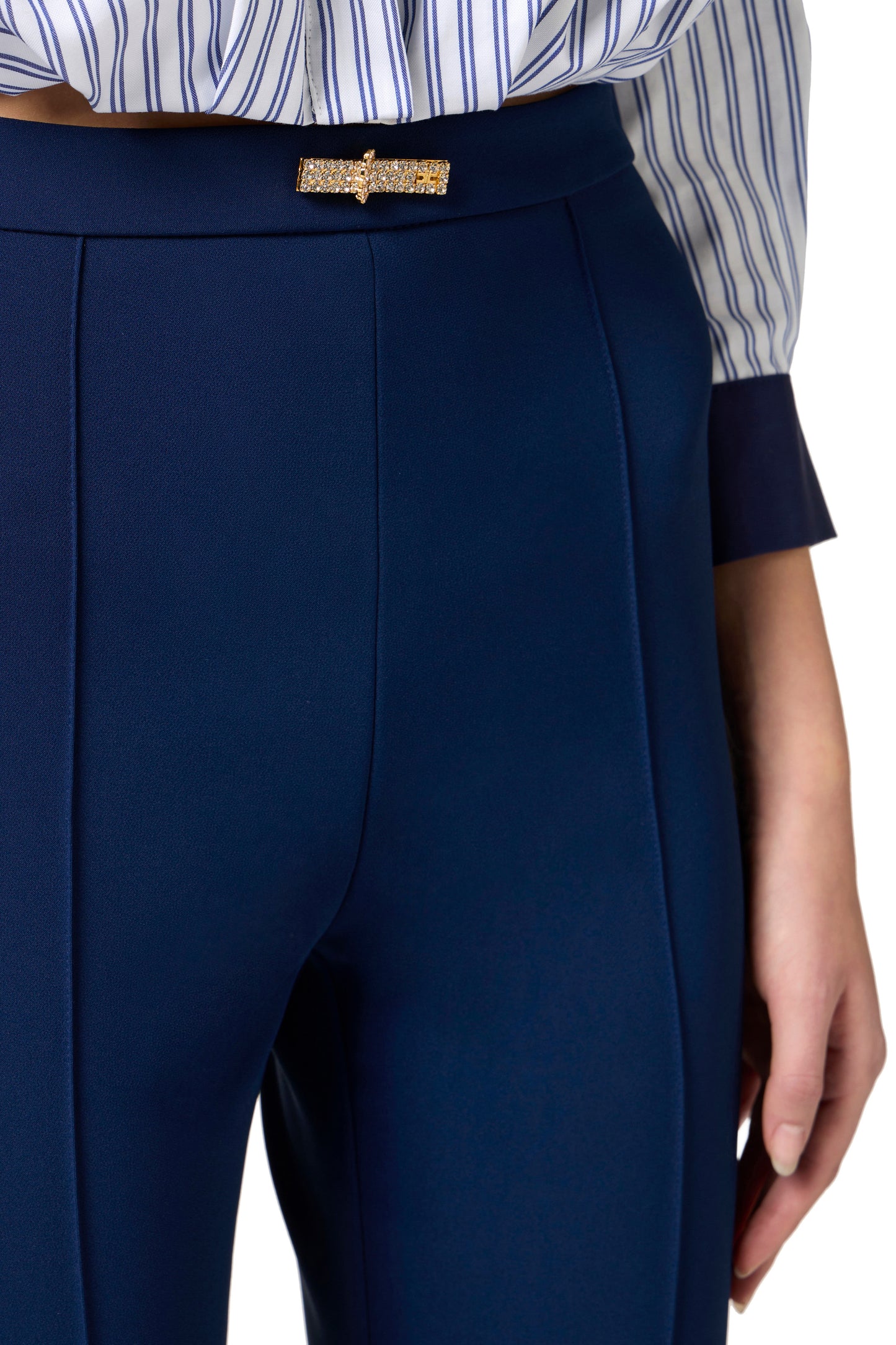 Lightweight double-layer crêpe bell-bottom trousers