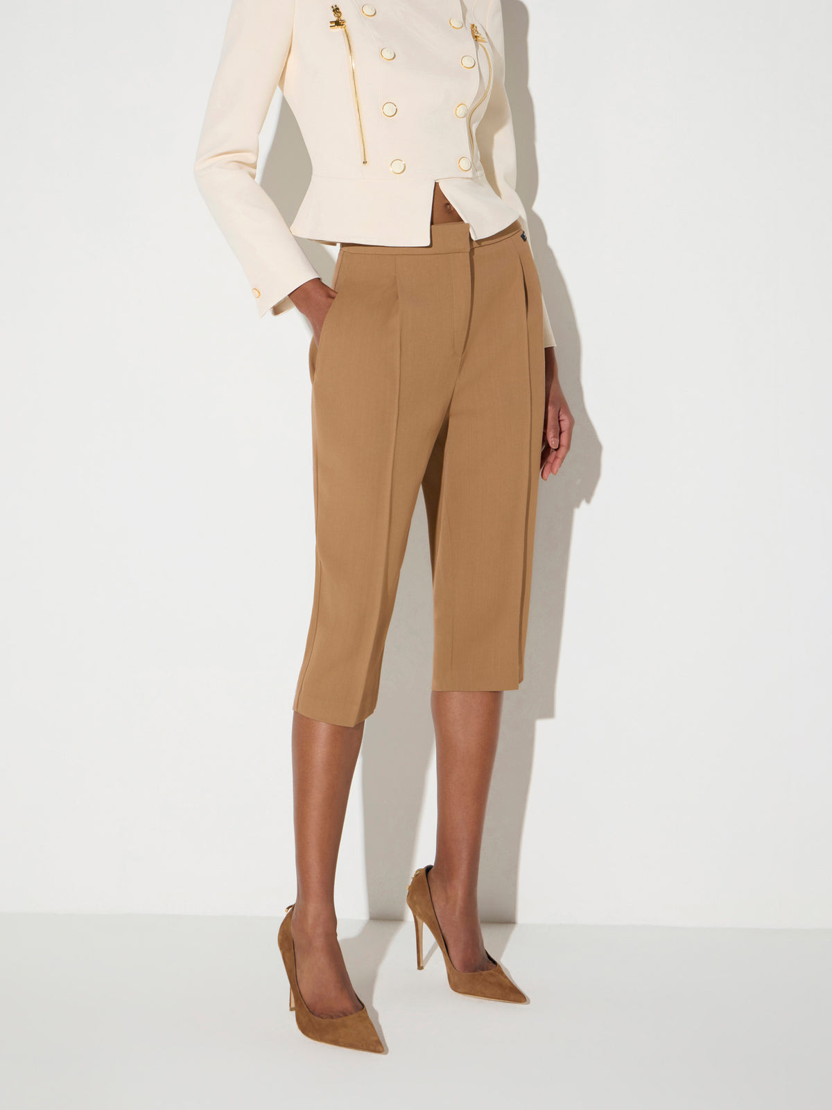Flowing gabardine trousers