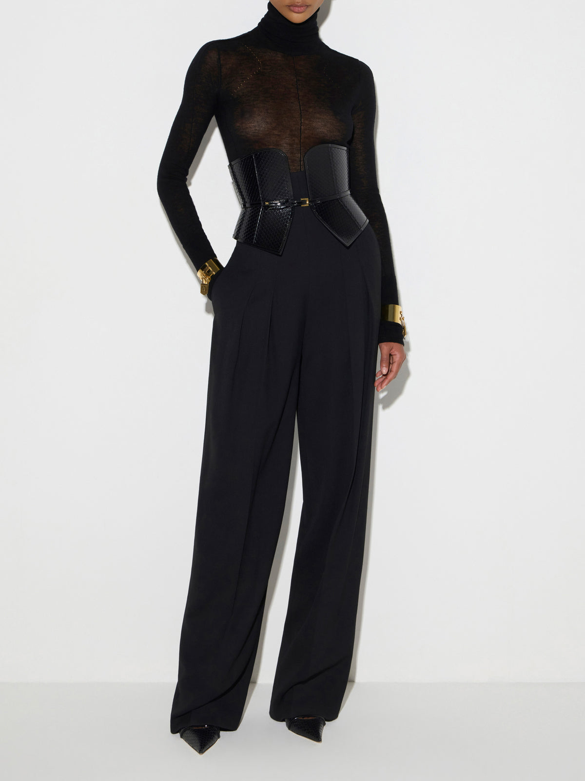 Flowing gabardine trousers